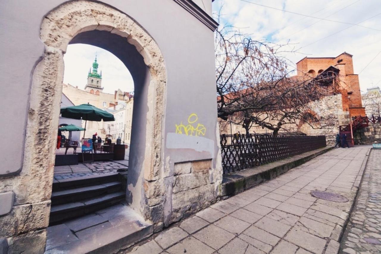 Cozy & New Furnished Flat In Old Town Of Lviv Apartment Bagian luar foto
